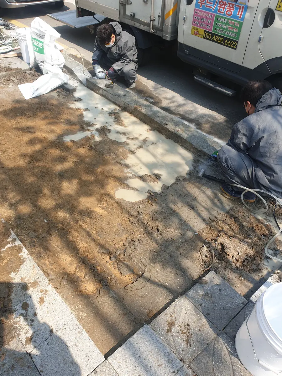 시공 전 — 고양 학교 투수블럭시공